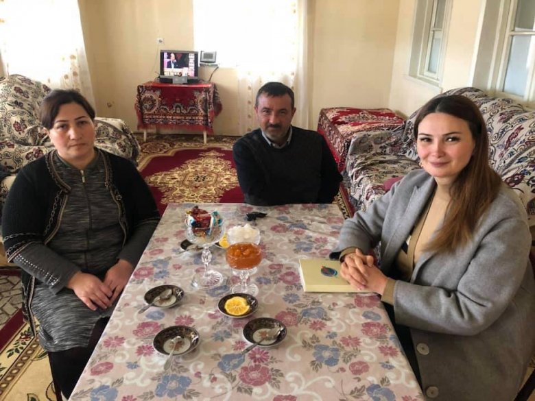 Qənirə Paşayeva doğulduğu kənddə seçicilərlə görüşüb Qənirə Paşayeva doğulduğu kənddə seçicilərlə görüşüb