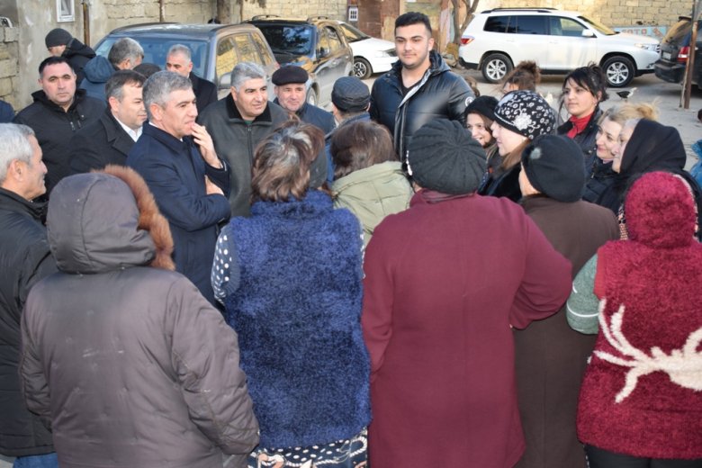 Akademiklər seçicilərə səsləndi: “Elinə və Elminə güvənənə səs verin”