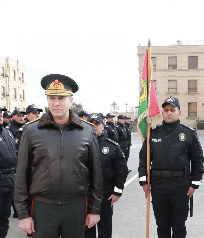 Çevik Polis Alayının geyim forması dəyişdirildi