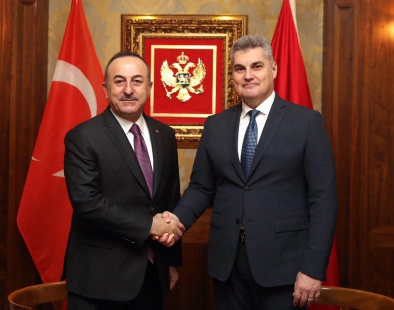 Çavuşoğlu: “Rusiya və İran Suriyada hücumları dayandırmalıdır”