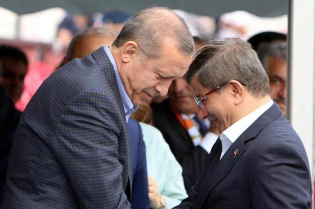 Əhməd Davudoğlu: “Prezident Ərdoğana zəng etdim, amma...”