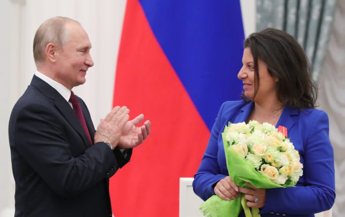 Kremlin erməni təbliğatçısı ifşa olundu - Video Kremlin erməni təbliğatçısı ifşa olundu - Video