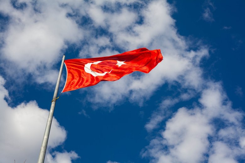 Türkiyə səfirliyi Ermənistana yardımla bağlı iddiaları cavablandırıb