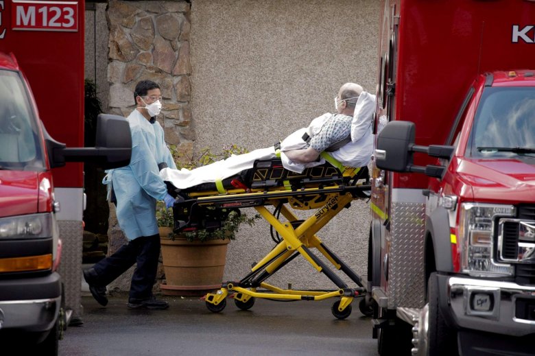 Britaniyada 30-a yaxın tibb işçisi koronavirusdan ölüb