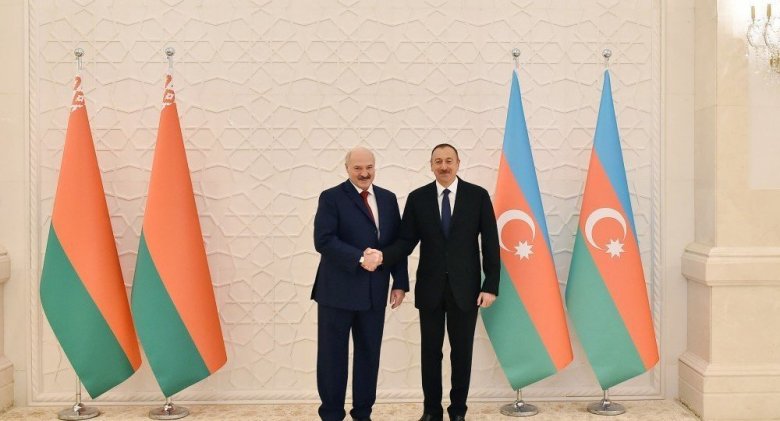 Lukaşenko Azərbaycan Prezidentinə məktub ünvanlayıb