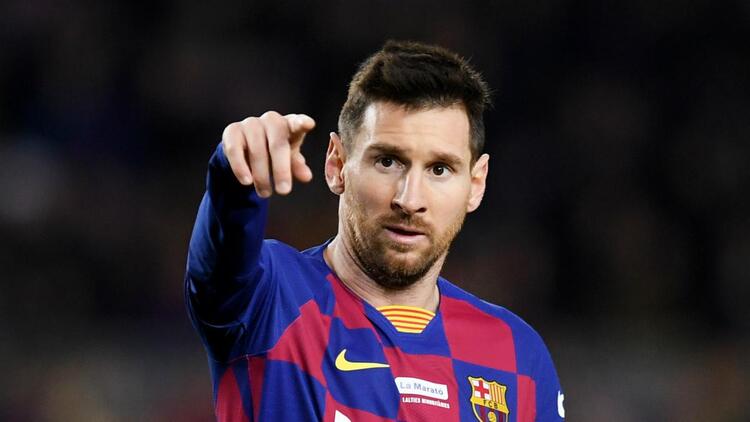 Messi "Barselona"da məşqlərə başlayıb