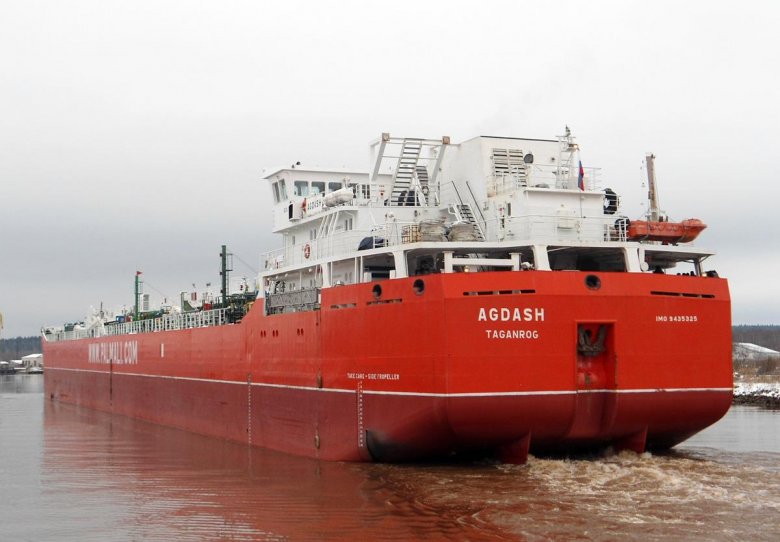 Ekipaj üzvləri Azərbaycan və Rusiyadan olan tanker 16 aydır Süveyş limanında qalıb