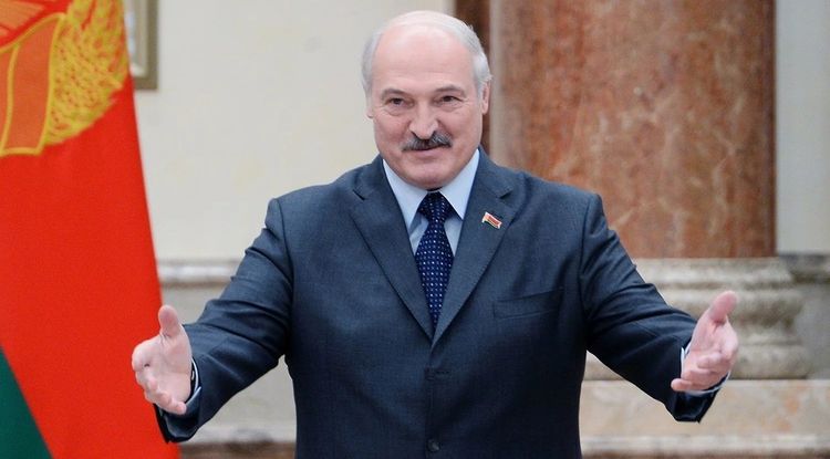 Lukaşenko Rusiyadakı bağ evini satmaqdan vaz keçib