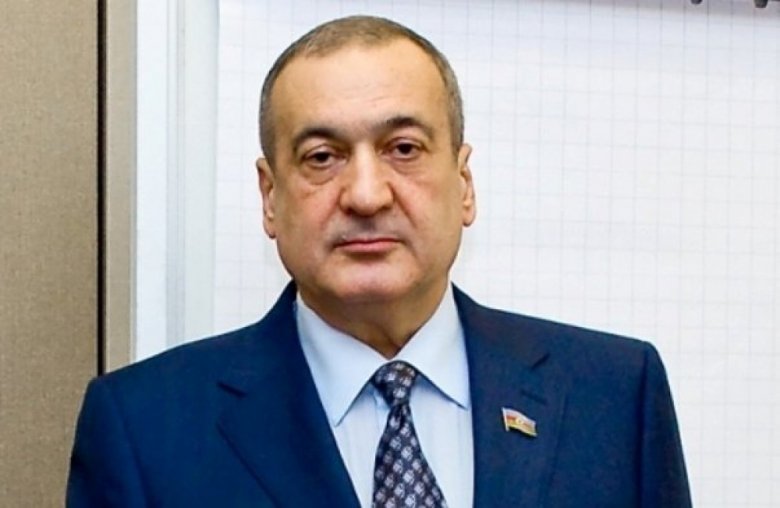 Deputat Eldar Quliyev Ağsaqqallar Şurasının sədri seçilib