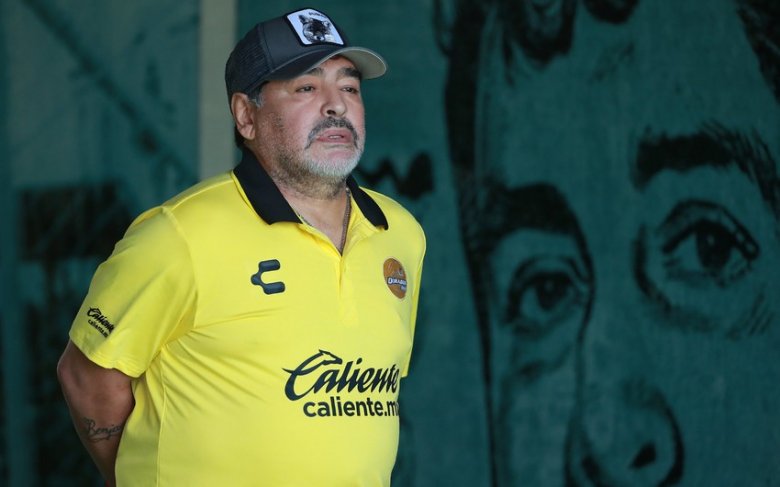 Maradona xəstəxanaya yerləşdirilib