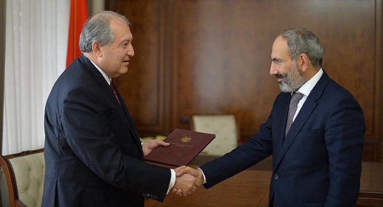 Ermənistan prezidenti Paşinyanı istefaya çağırdı: "Faciəyə səbəb olan hökumət getməlidir”
