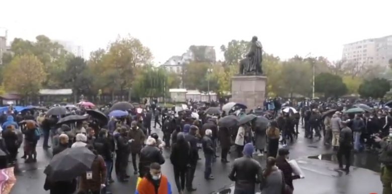 Yerevanda aksiya iştirakçılarına hücum olub - Video