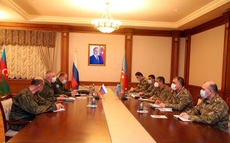 Zakir Həsənov Rusiya sülhməramlılarının komandanı ilə görüşüb