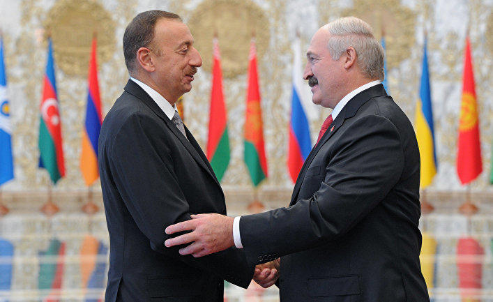 İlham Əliyev ilə Aleksandr Lukaşenkonun qeyri-rəsmi görüşü keçirilib