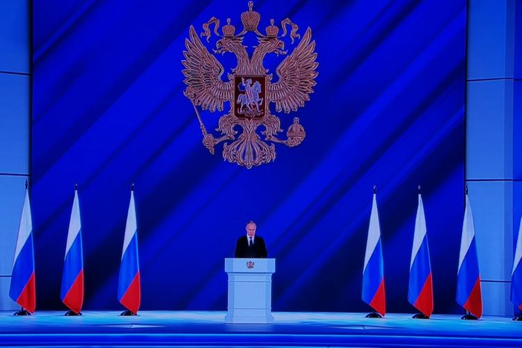 Putin: "Rusiya Qarabağda silahlı münaqişənin dayandırılmasında əsas rol oynayıb"