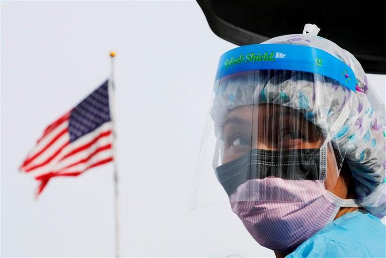 ABŞ-da daha 1038 nəfər koronavirusdan vəfat edib