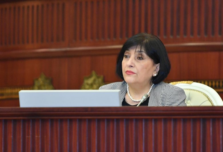 Sahibə Qafarova: "Deputat özünü heç kəsdən üstün tutmamalıdır"
