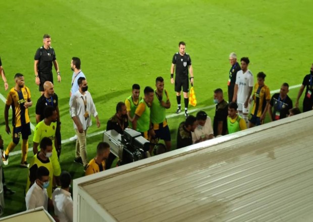 “Qarabağ” - AEL oyununda xoşagəlməz hadisə baş verib
