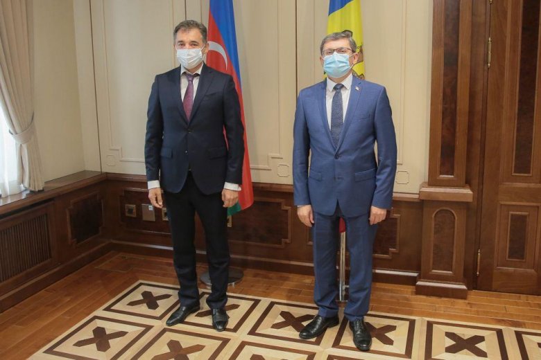 Səfir Qüdsi Osmanov Moldova parlament sədri ilə görüşüb