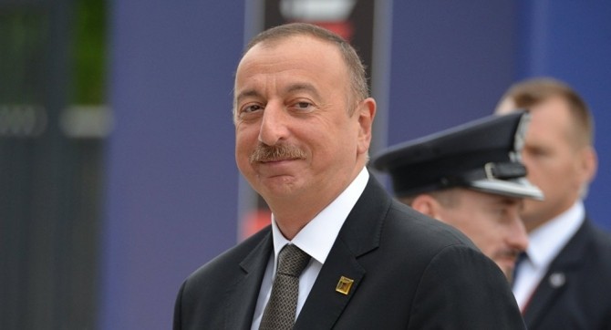 Prezident İlham Əliyev İƏT-in Zirvə toplantısında çıxış edib