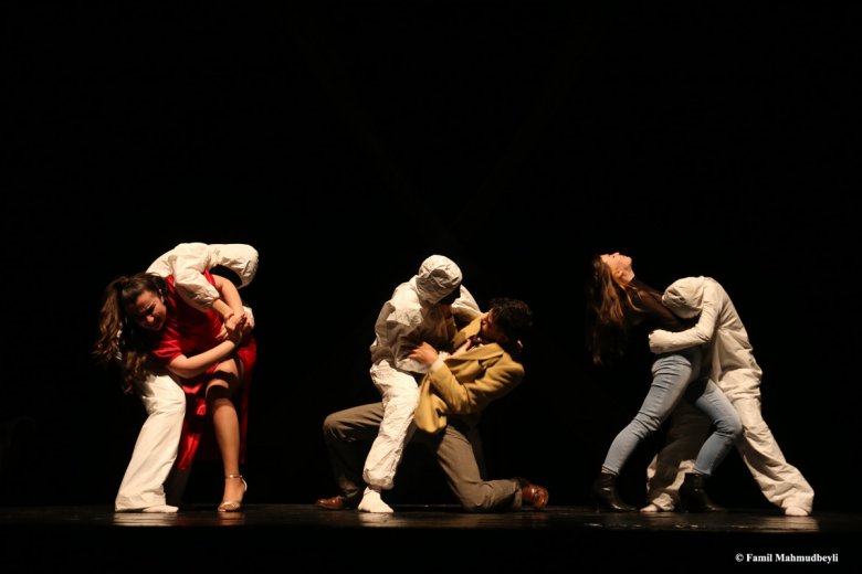ƏSA Teatrının “Çıxış yoxdur!” fəlsəfi dramının premyerası keçirilib