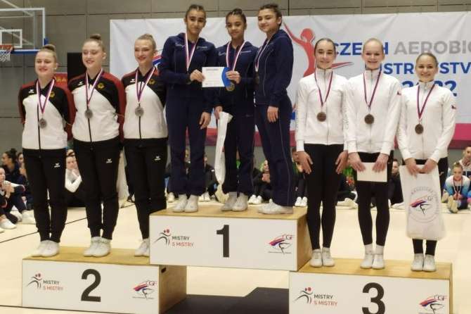 Gimnastlarımız Çexiyadan 7 medalla qayıdır