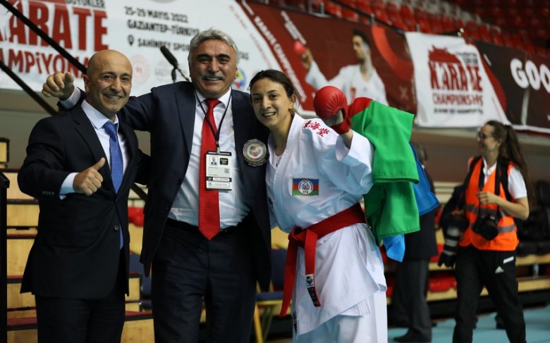 Mədinə Sadıqova Avropa çempionatında bürünc medal qazanıb