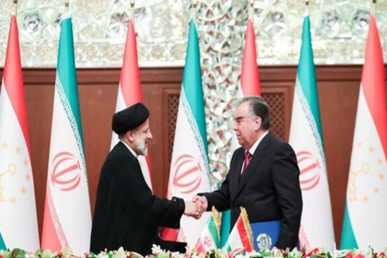 İranla Tacikistan 17 yeni sazişi mzalayıb