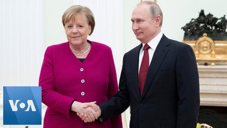 Merkel Rusiya ilə bağlı sirrini açıb