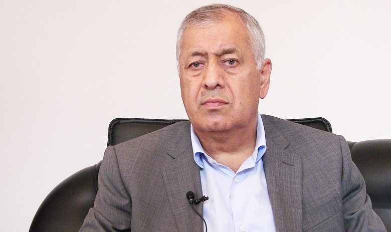 Vahid Əhmədov: “Azərbaycan hərbi əməliyyat keçirib məsələni yoluna qoymalıdır ki...”