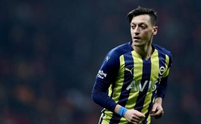 Mesut Özil yeni klubla razılaşıb