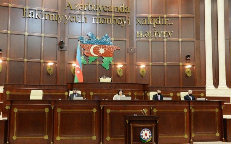 Milli Məclisin payız sessiyasının növbəti plenar iclası başlayıb