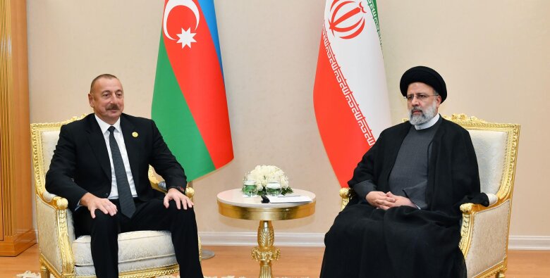 İran prezidenti Azərbaycan prezidentinə zəng edib