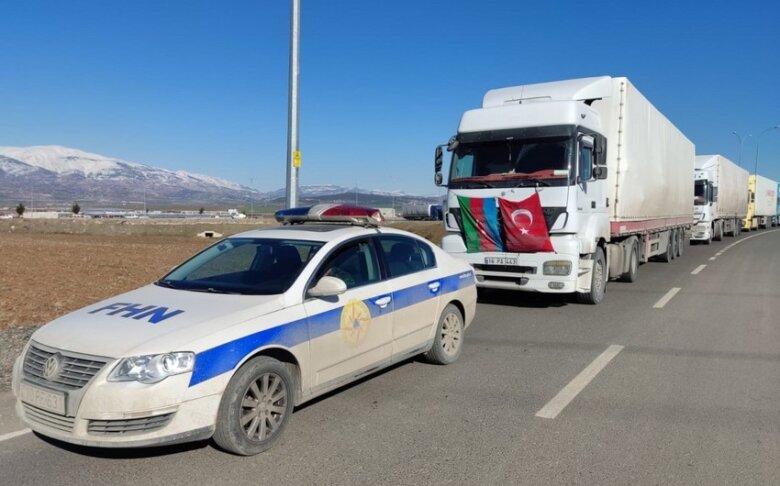 Azərbaycanın növbəti humanitar yardım karvanı Türkiyəyə çatıb