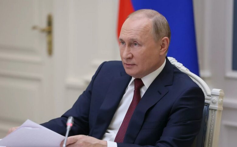 Putin Lukeşanko ilə müzakirə aparıb