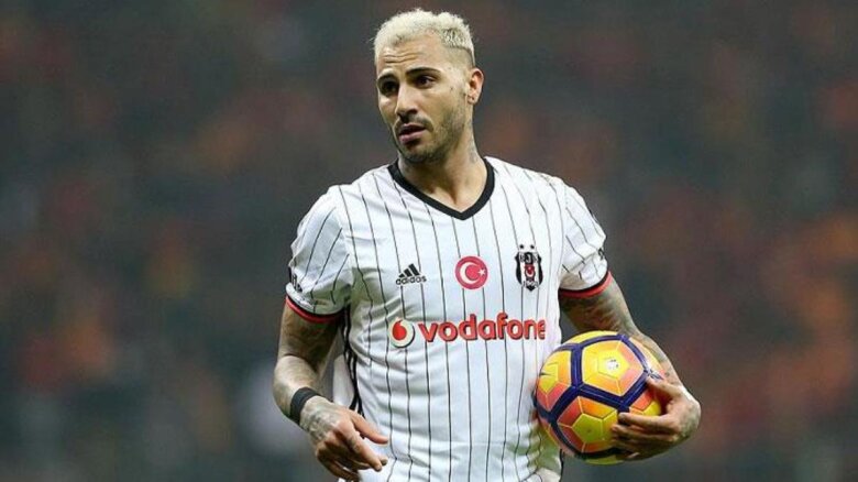 "Beşiktaş"ın 39 yaşlı sabiq futbolçusu: "Daha bir il oynamaq istəyirəm"
