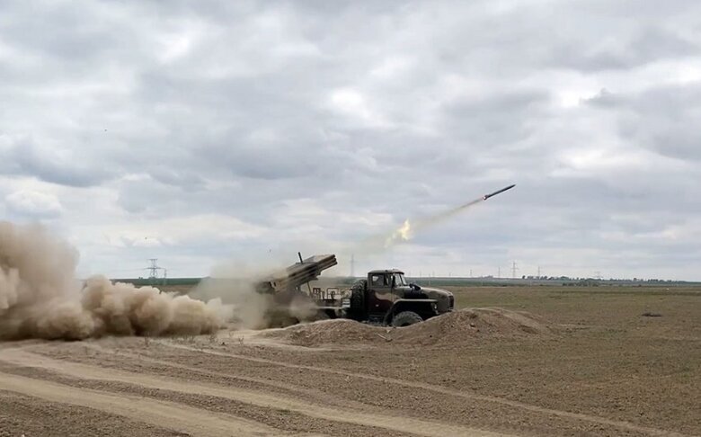 Raket və Artilleriya Qoşunlarının təlimləri davam edir