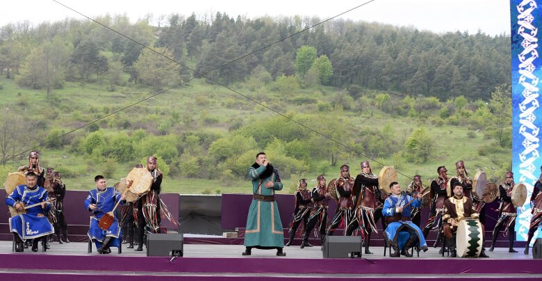 “Xarıbülbül” Beynəlxalq Musiqi Festivalı başa çatıb