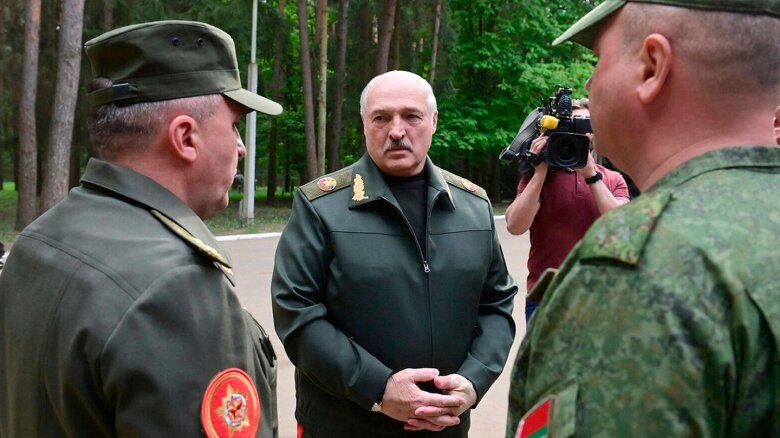 Lukaşenko Rusiyadakı vəziyyətdən sui-istifadə etməyə çalışır