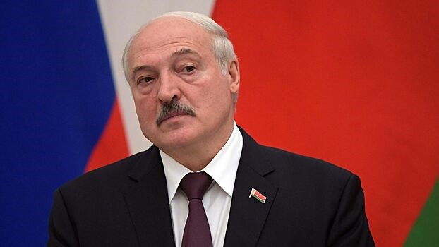 Lukaşenko nazirin ölümünün nüvə silahı ilə əlaqəli olmadığını deyir