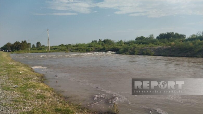 Yuxarı Qarabağ kanalının bəndi yarılıb, iki kəndi su basıb