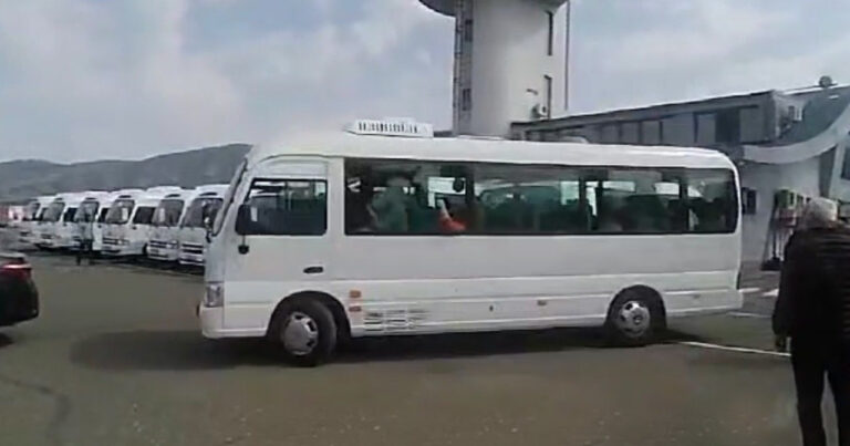 Xankəndidən İrəvana 25 avtobus erməni yola düşüb