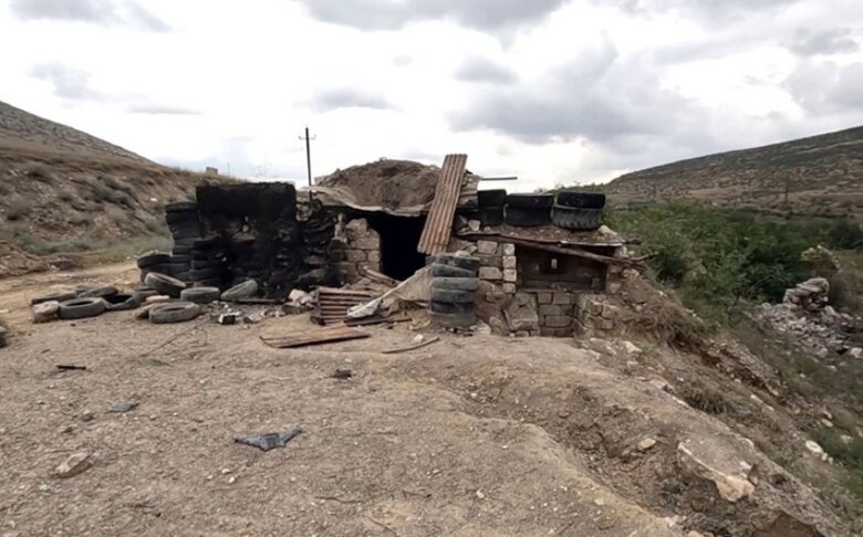 Ermənilərin Canyataq yaxınlığında tərk etdiyi döyüş mövqeyi - Video