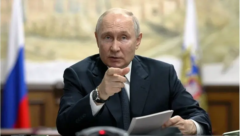 Politoloqdan yeni iddia: “Putin payızdan sağ çıxmayacaq”