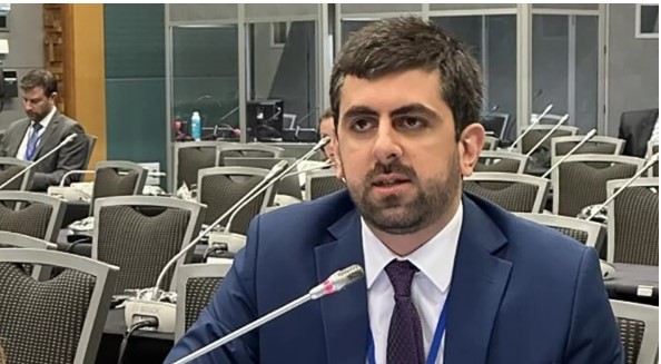 Deputat Xandanyan: “Ermənistan kommunikasiyaları açmaq istəyir”