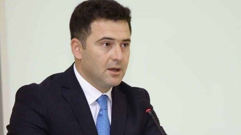 Təhsil idarəsinin müdiri istefa verib