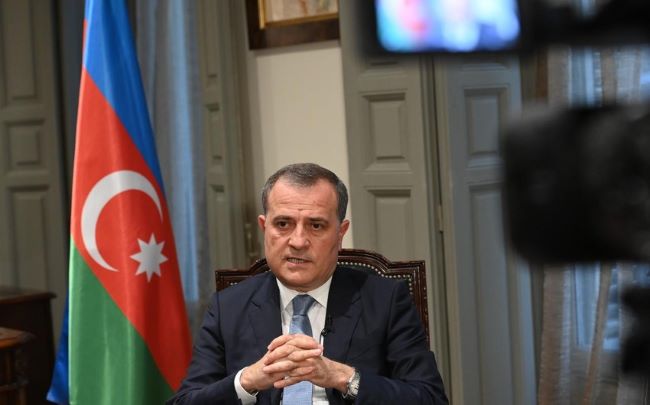 Ceyhun Bayramov Moskvaya gedir