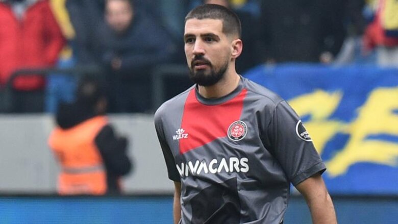 Türkiyə klubu kosovalı futbolçu ilə yollarını ayırıb