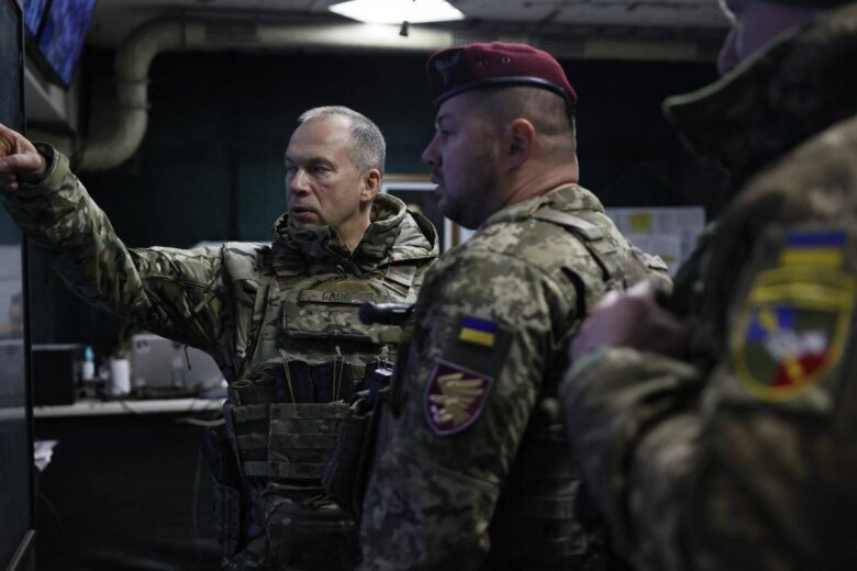 Ukraynalı general: “Ruslar bir neçə istiqamətdə irəliləyib”