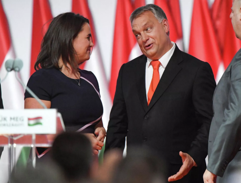 Macarıstan prezidentinin istefasına səbəb nədir?